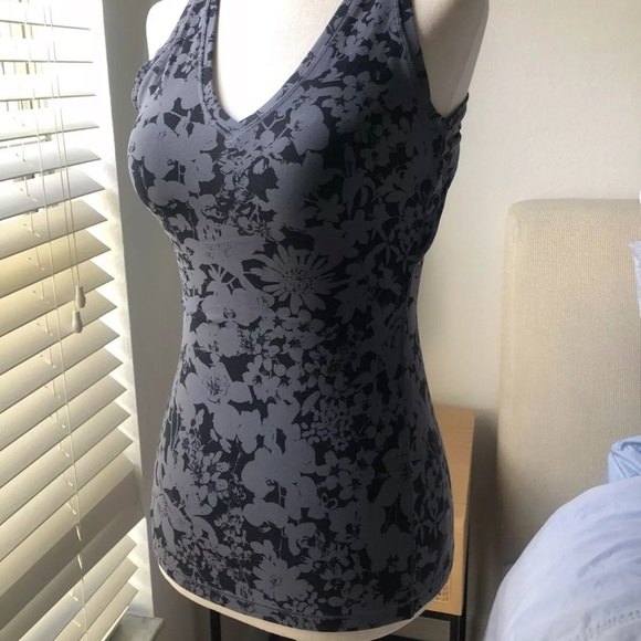 Lululemon All You Do Tank Floral Black / Grey Size 2 - Picture 2 of 6
